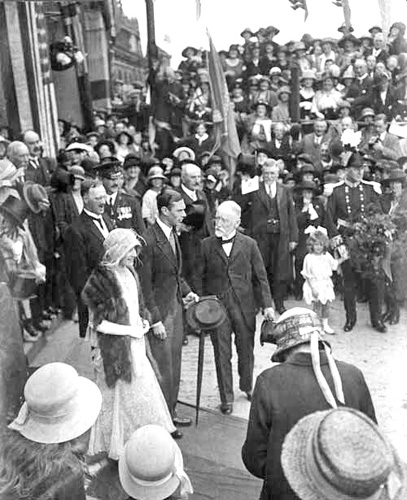 Billy Austin Photo Collection - Page 8 - photo 3